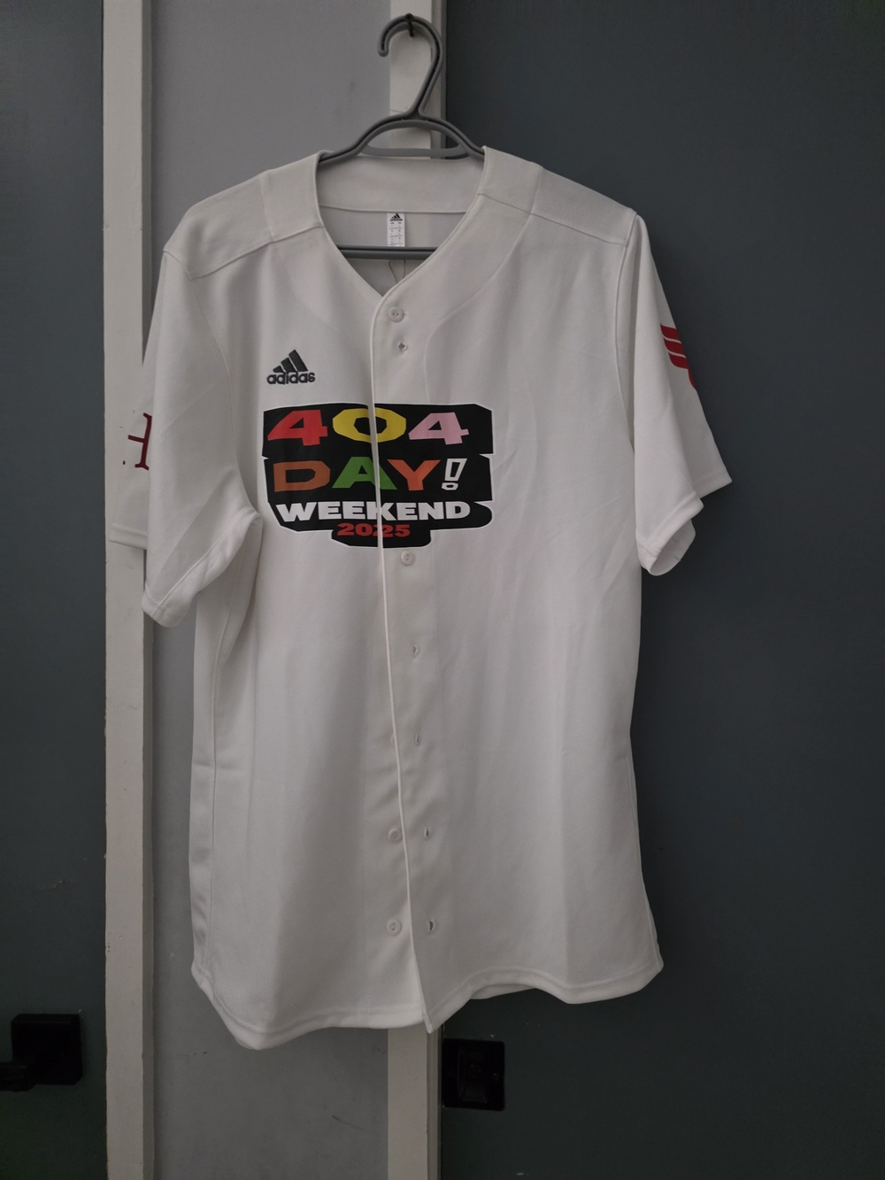 Adidas 404 Day Weekend 2025 White Graphic Men's Shirt